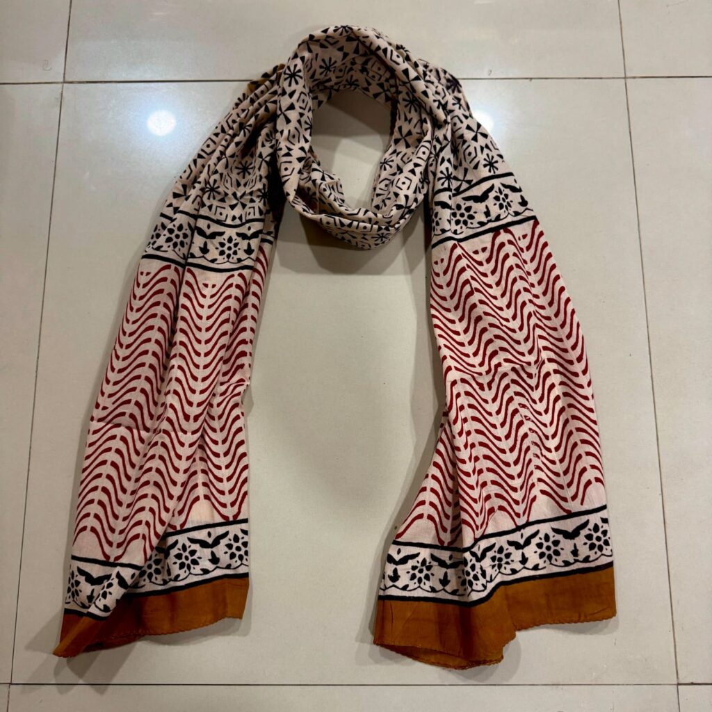 Red & Black Floral Wave Scarf