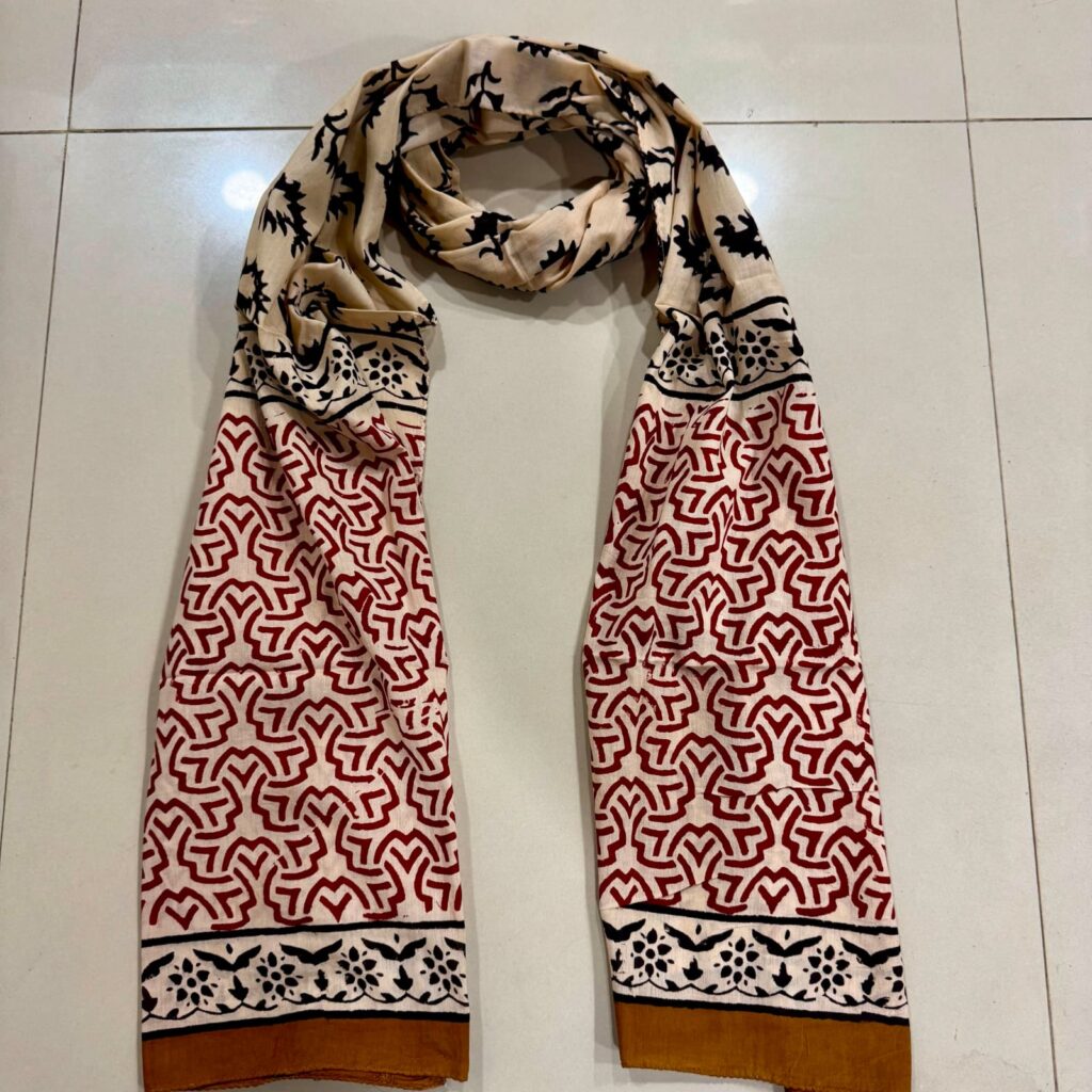 Geometric Tribal Print Cotton Scarf – Red & Beige